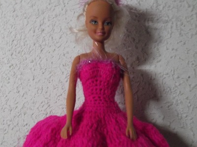 Vestido de fiesta muñeca tipo Barbie crochet