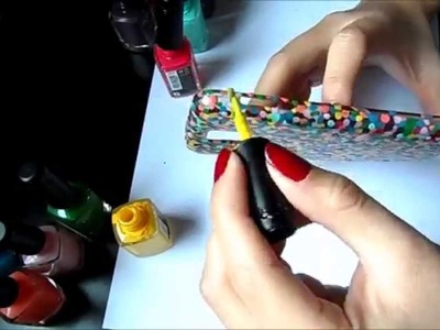 DIY: funda para el movil con PINTAUÑAS de colorines
