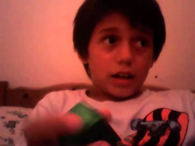 Voy y ser gameplays y mis papercraft caseros nuevo