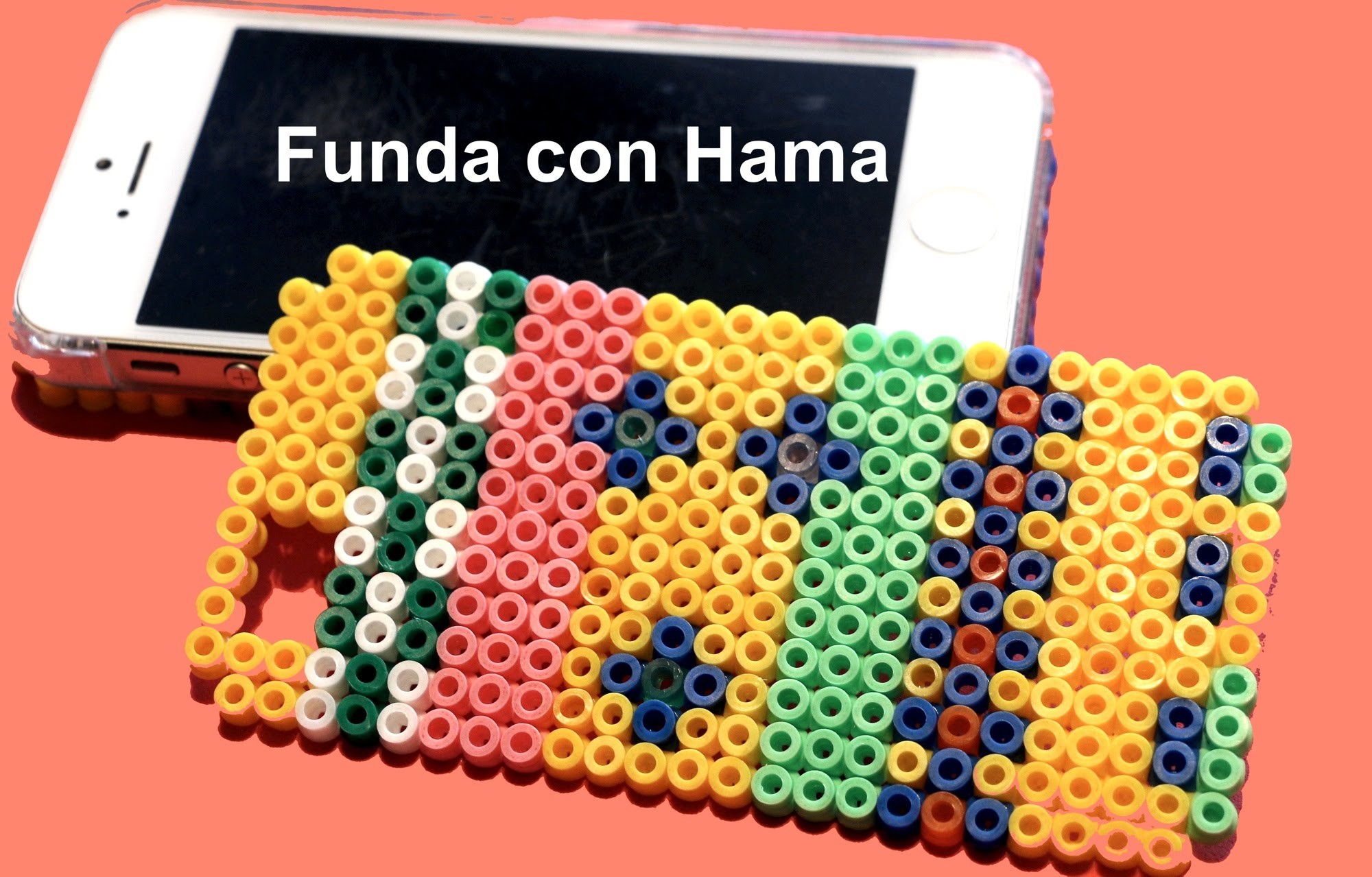 Funda de móvil con Hama. Hama perler beads ideas