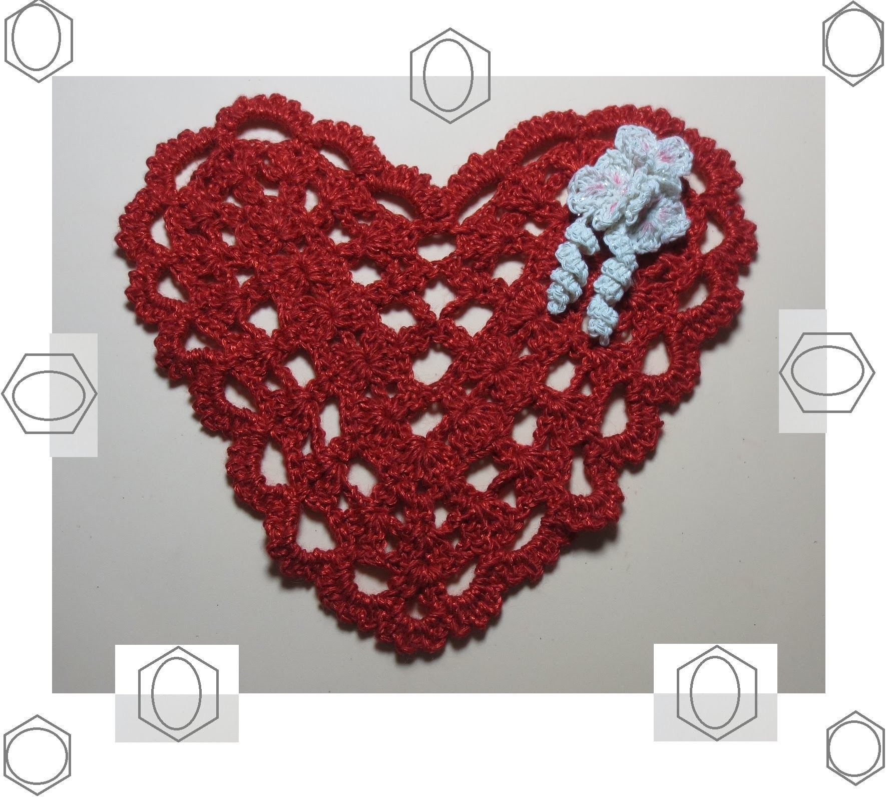 Un corazón con flores tejido a crochet 1.2
