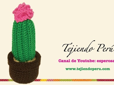Cactus con flor grande tejido en crochet (amigurumi)
