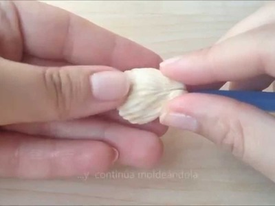Cómo hacer conchitas o caracoles con fondant {Tutorial}