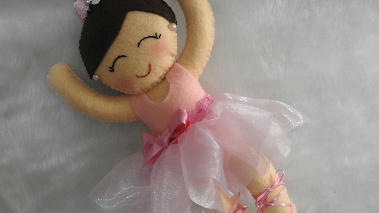 MUÑEQUITA BALLERINA EN FIELTRO 2017