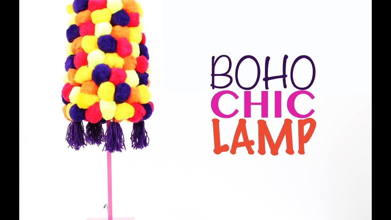 LAMAPARA DE POMPONES. POMPOMP LAMP