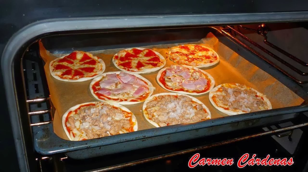 Mini pizzas en masa para empanadillas, Receta paso a paso de Carmen Cárdenas