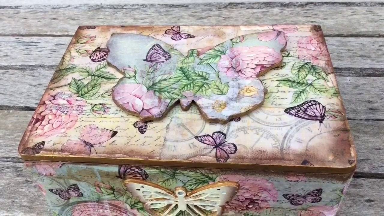 Caja vintage de mariposas-myba