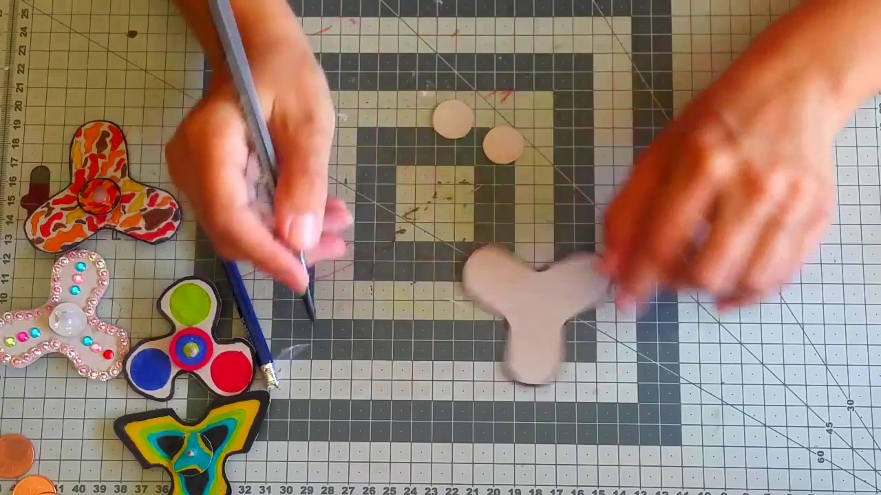 Cómo hacer un Spinner casero. How to make a fidger spinner diy