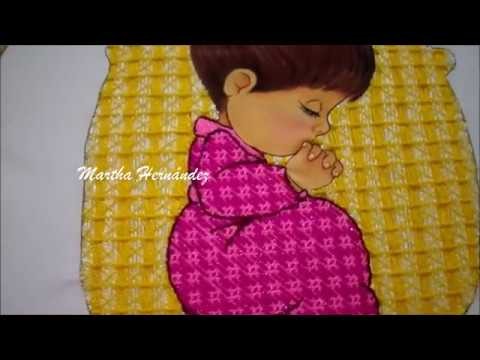 Bordado Fantasía Almohada Niña Dormida