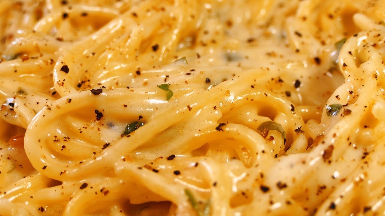 Espaguetis con la salsa más fácil y rica DEL MUNDO