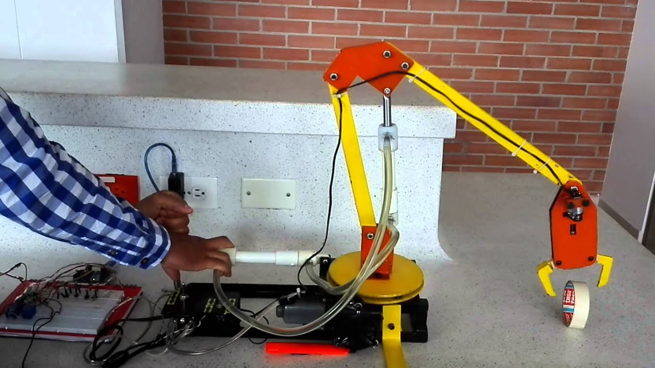 ???? Brazo ???? Electromecánico controlado por Arduino