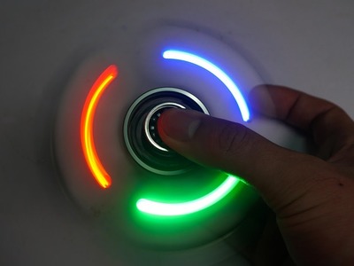 Cómo hacer una Hand Spinner con luz LED