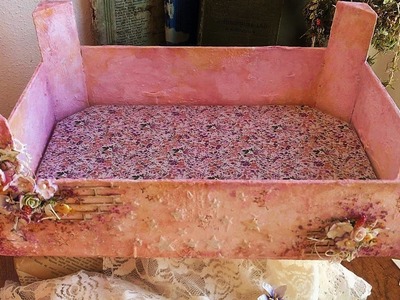 Cómo reciclar y alterar una caja de fresas - Tutorial paso a paso by Lady Bloom