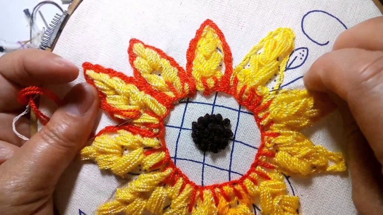 Como hacer el centro del girasol facilmente Sonia R.A.