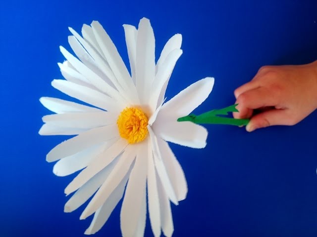 Como hacer flores de papel (camomilas) facil.  Manualidad para el día de las madres
