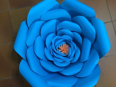 Flor grande 17 hecha en cartulina    Big flower made of paper