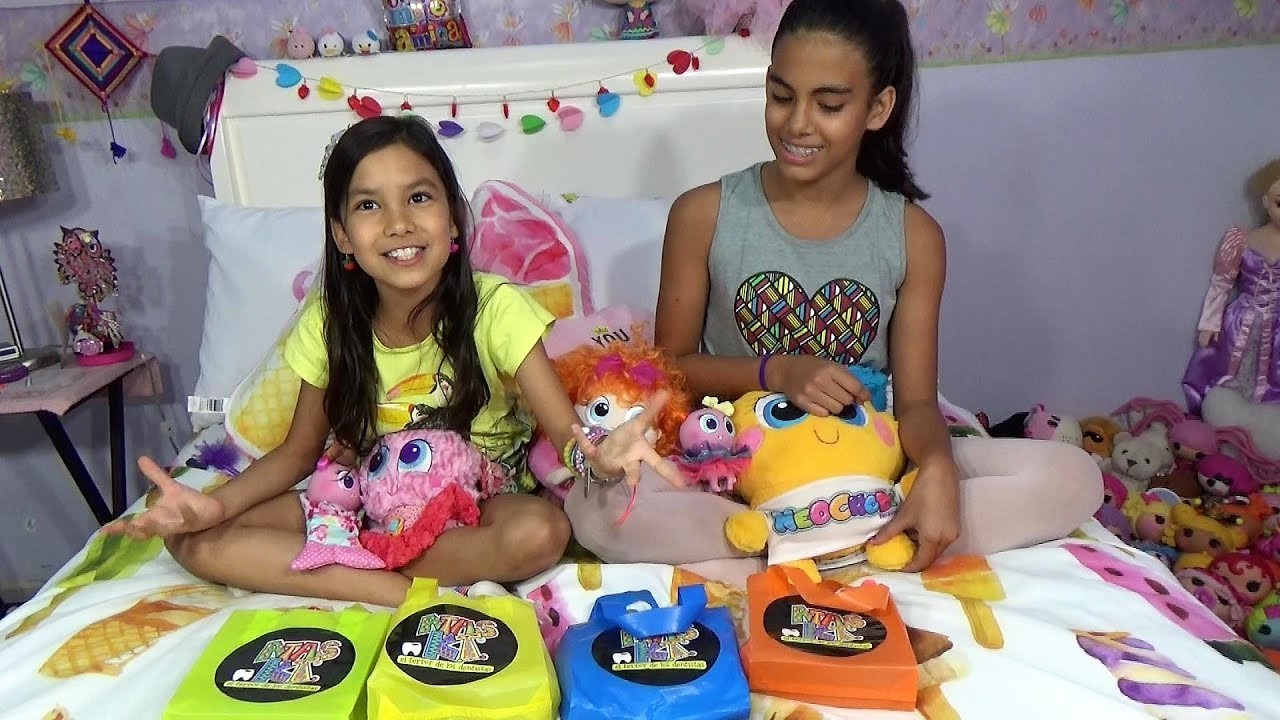 Ksi Meritos, Camila y yo probamos los Nuevos DULCES de Distroller!  Love my toys