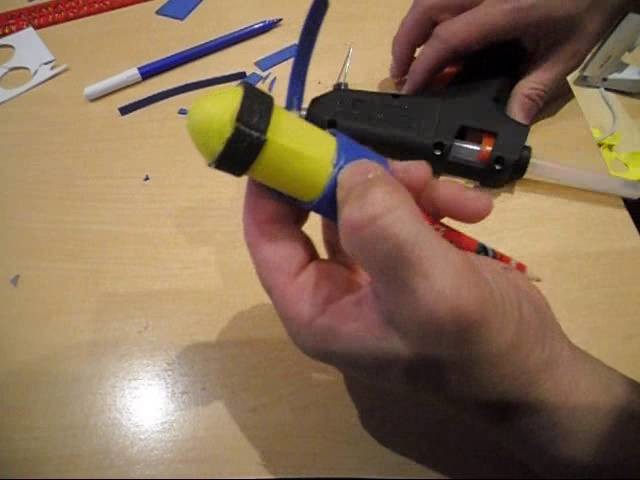 Como decorar un lápiz o bolígrafo con foami con forma de minion