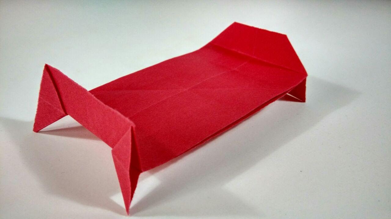 Como hacer una cama de papel súper fácil - Origami para principiantes