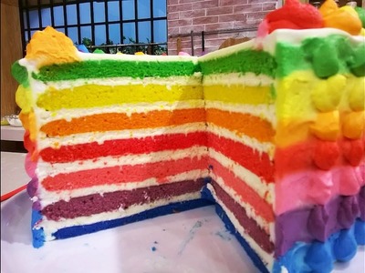 Torta arco iris rellena con crema de limón