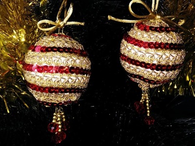Facilísimas bolas de Navidad en dorado y rojo