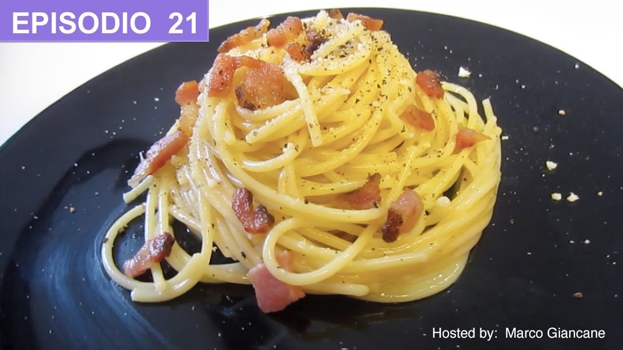 Spaghetti a la carbonara - Receta autentica italiana espagueti pasta ala carbonara.