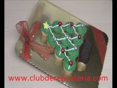 Arbol de Navidad con Cupcakes - Club de Reposteria
