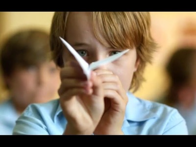 "Aviones de papel" (Paper Planes) - Trailer en español
