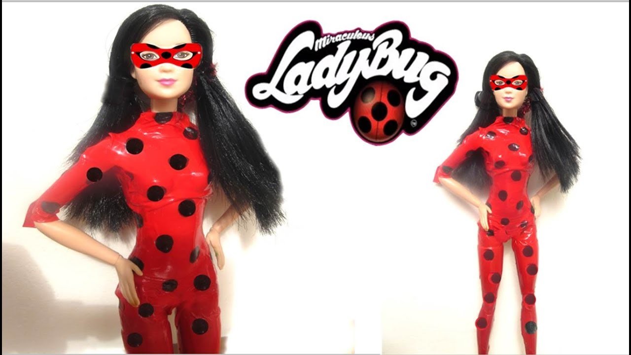 DIY - Barbie se disfraza  de Ladybug ¡sin coser! facil