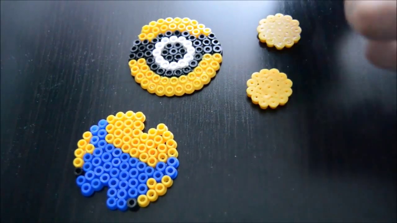 Organizador de cascos - Minions - Hama beads