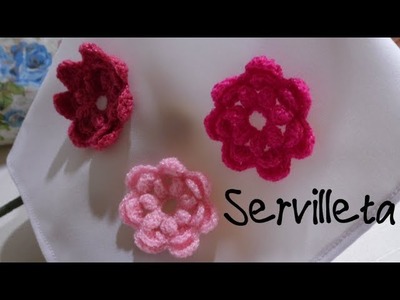 Servilleta con flores tejidas a crochet