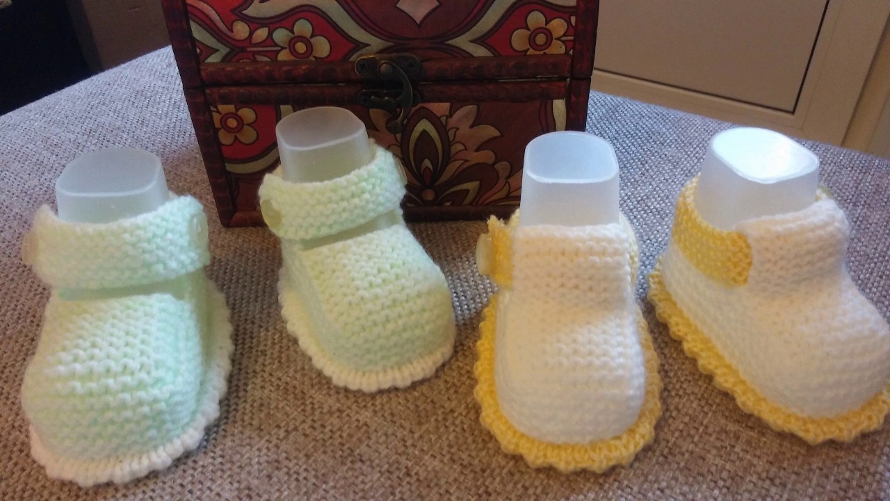 Zapatos para bebe tejidos a ganchillo