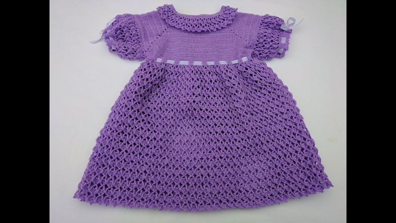 Vestido lila para niña a crochet