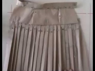 Falda Escolar Plisada 5 en tela rígida o plana