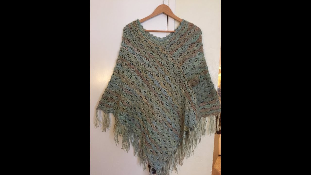 Poncho Tejido con el punto Fans