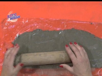 Silvina Buquete - Bienvenidas en HD - Hace una caja decorada con masa de cemento.