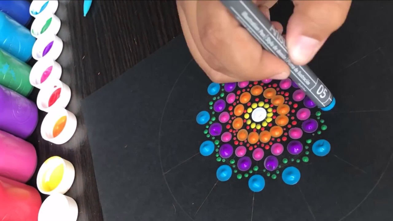 Como hacer mandala en puntos acrilicos | how to draw dots mandala acrylic