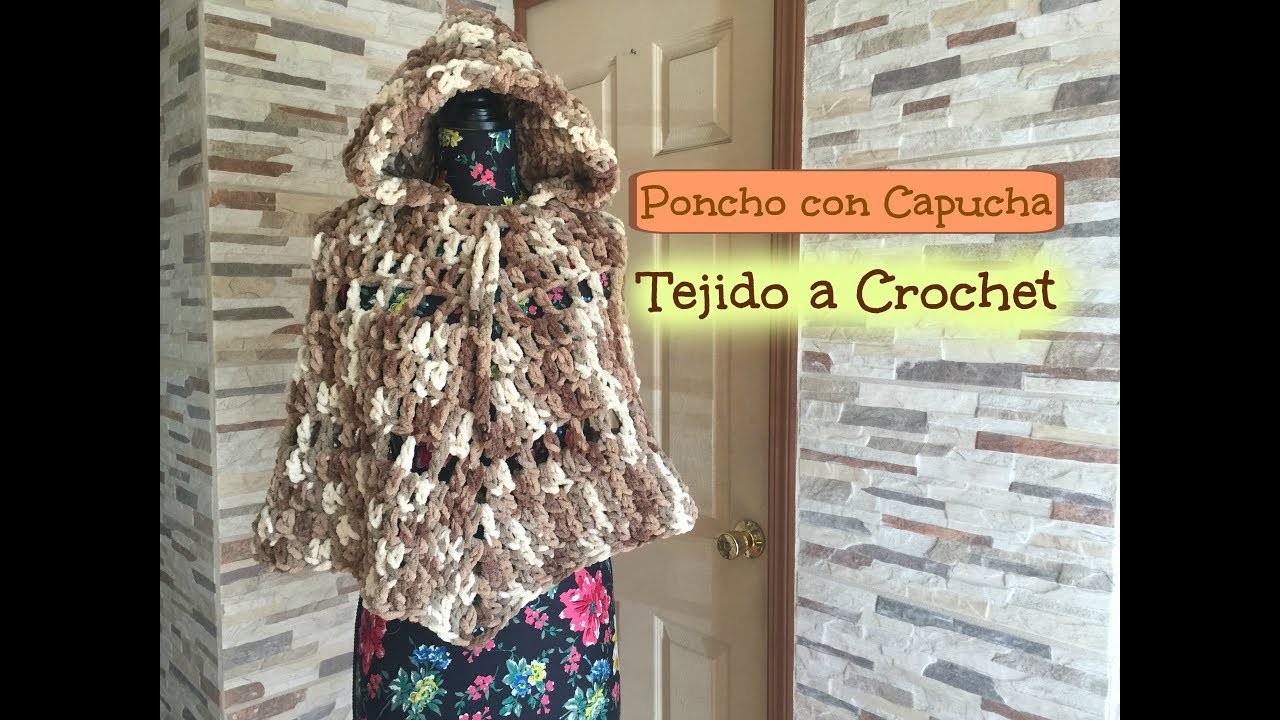 Poncho con Gorro tejido a Crochet