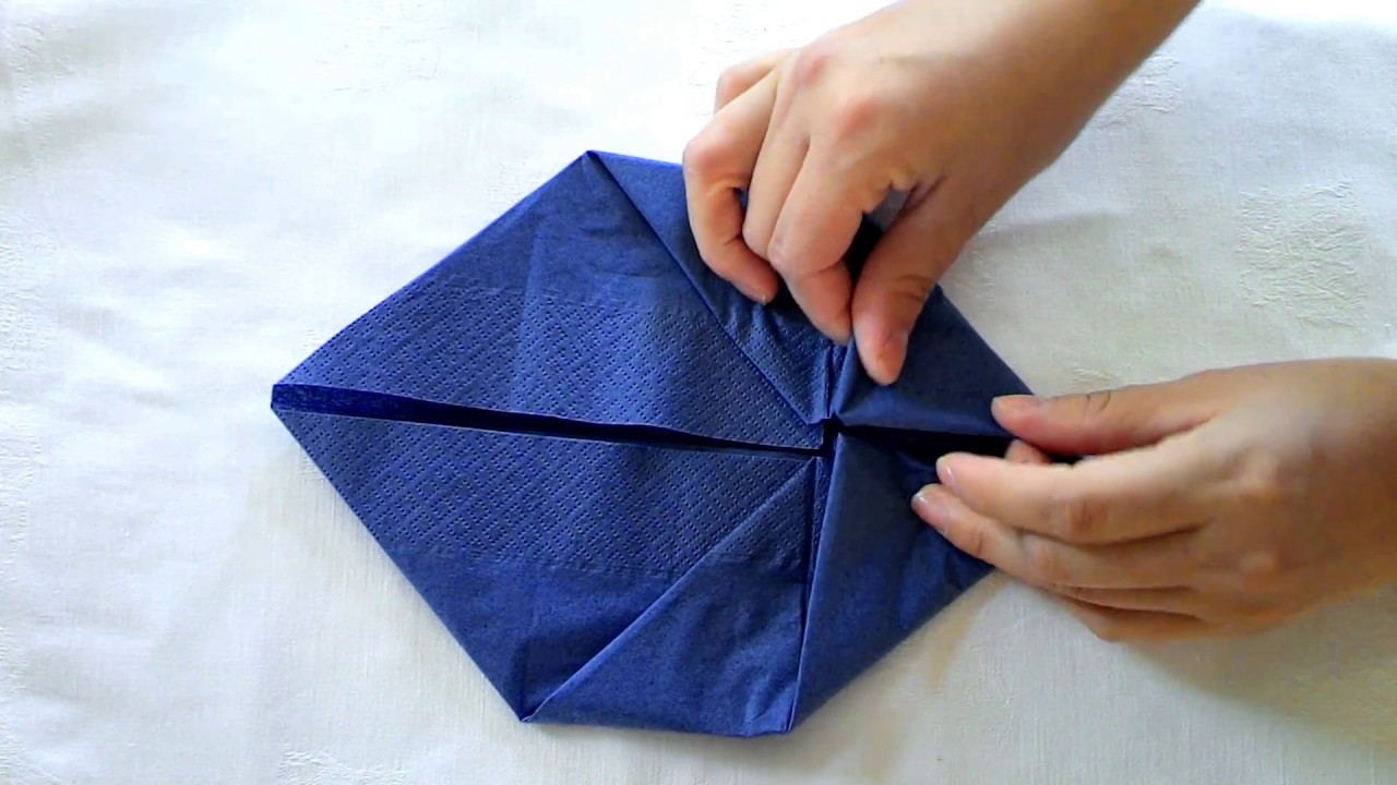 Como doblar una servilleta de papel, Forma de flor de loto