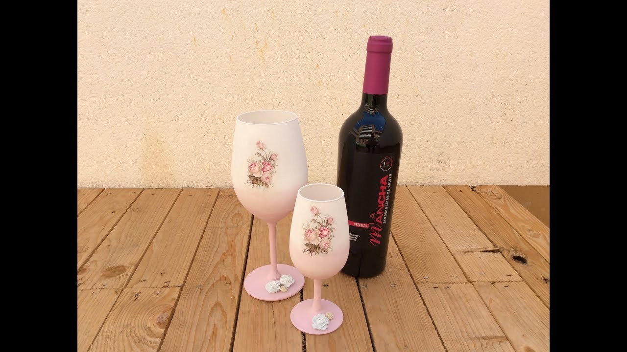 Reciclar copas de vino con decoupage para decorar
