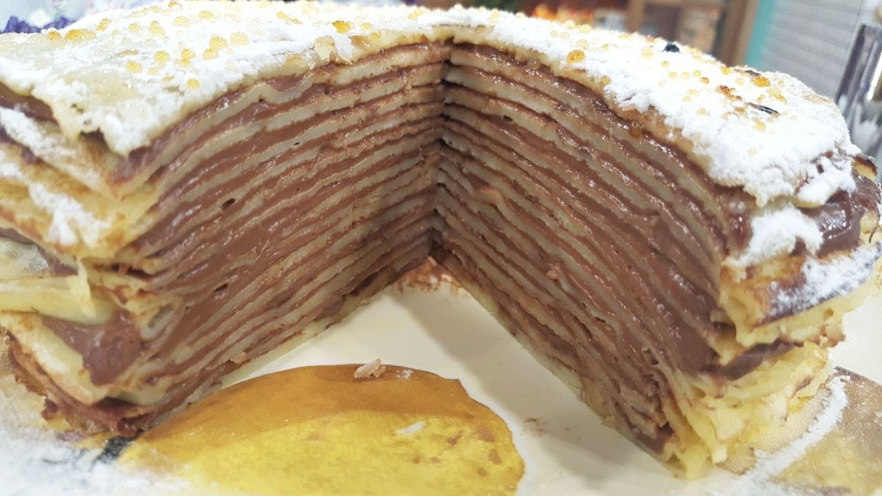 Torta de panqueques con crema pastelera de chocolate