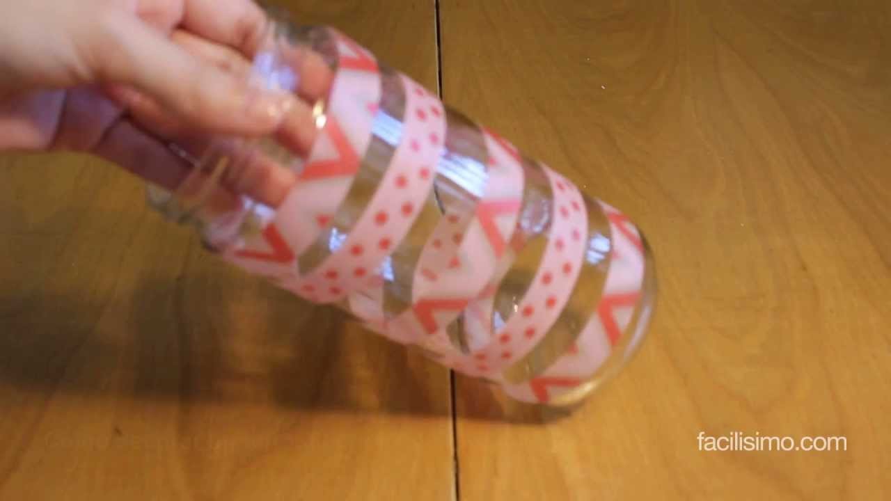Cómo decorar un tarro de cristal con washi tape | facilisimo.com