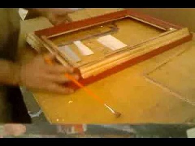 Como hacer un marco con dorado a la hoja artesanal . PARTE 3