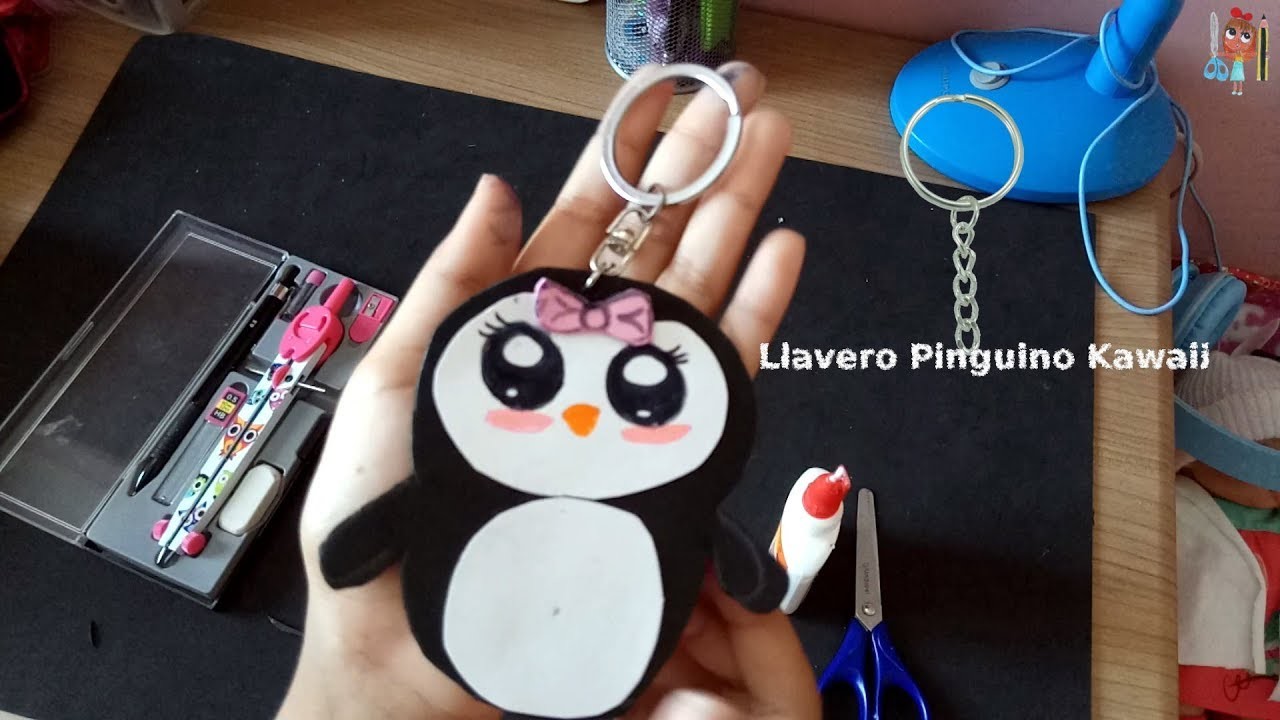 Llavero pingüino kawaii