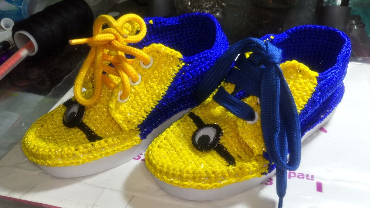 Zapatos tejidos a crochet modelo Minion  Zapatos de Minions