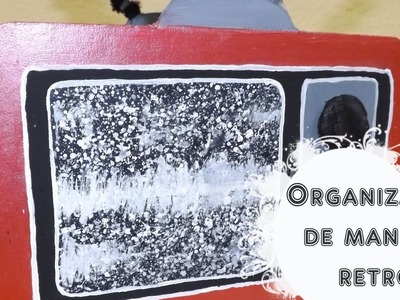 Manualidades DIY: organizador de mandos con cartón - Retro style || La Casita de Gominolas