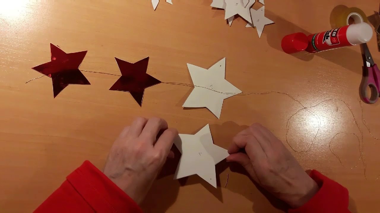 Guirnaldas de estrellas con cartulina metalizada. Muy fácil.DIY