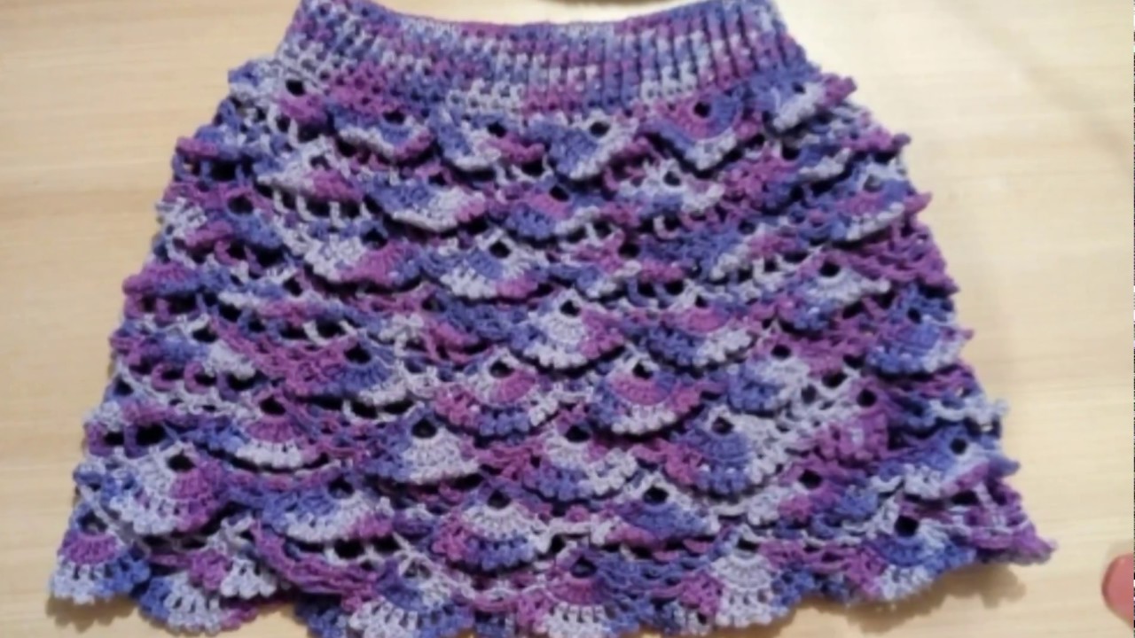 66.- Falda niña a Crochet en relieve