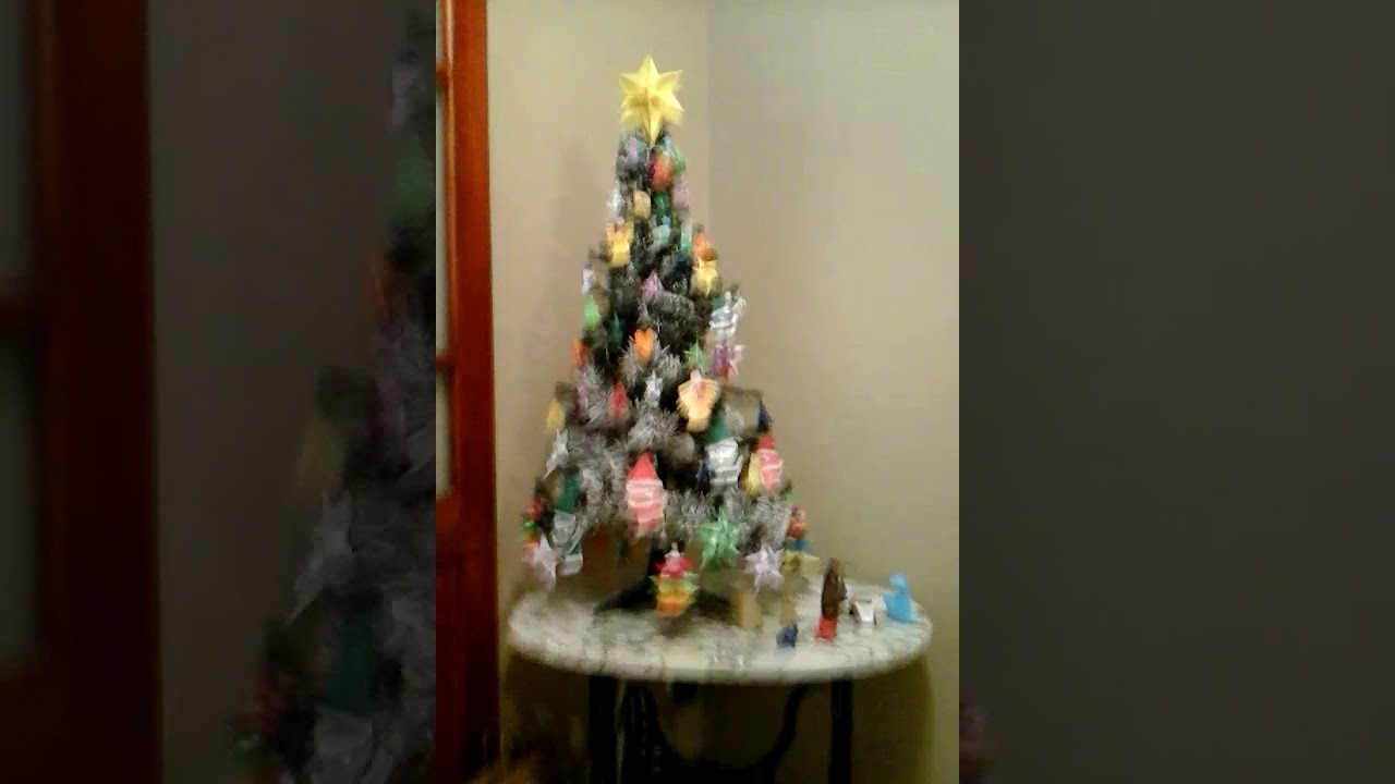 Arbol de navidad con adornos de ORIGAMI????????