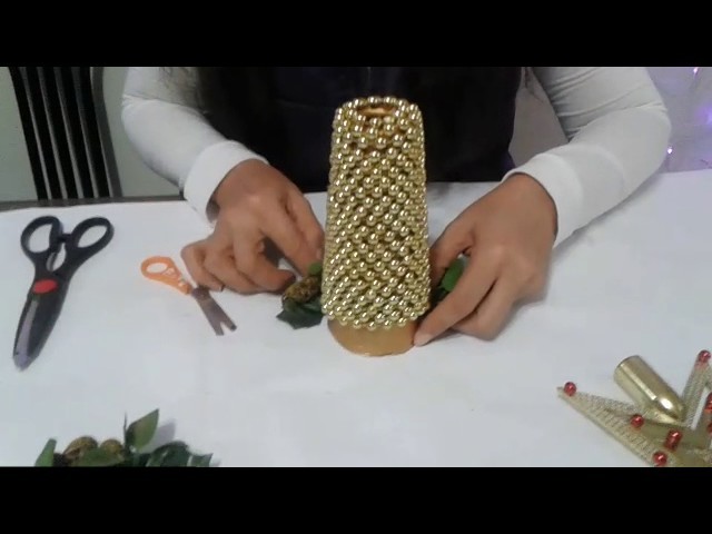 ARBOLITO NAVIDEÑO RECICLADO